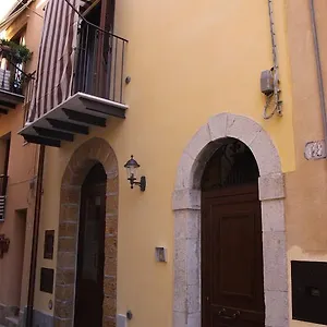 Appartamento La Finestra Sotto La Rocca Cefalù